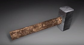 Modeling Low Poly Hammer in Autodesk Maya
